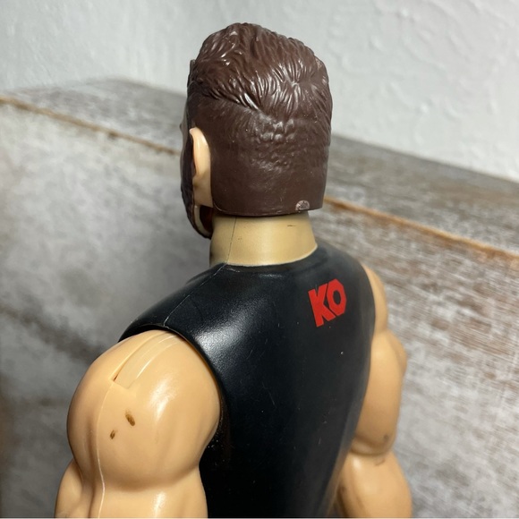 Mattel WWE Action Figures Kevin Owens 12" - Picture 10 of 16